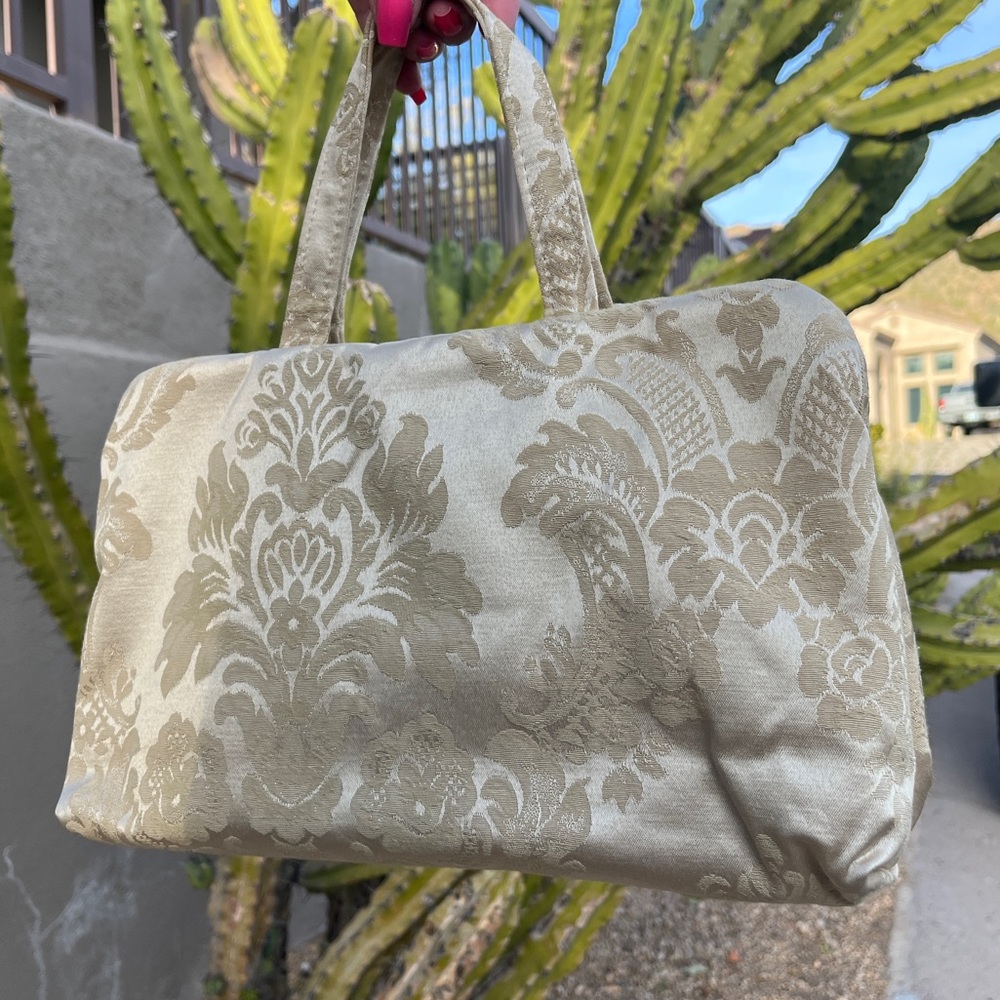 vintage cosmetic bag